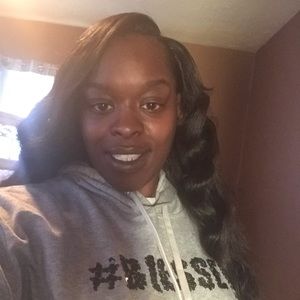 Meet your Posher, Tanisha